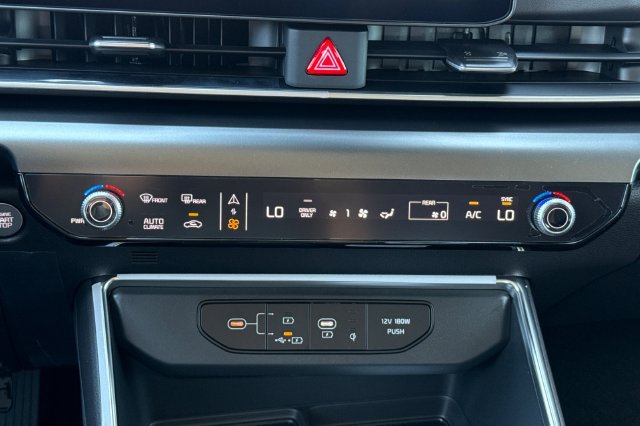 New 2027 Kia Carnival EX w/ Dark Edition Package FWD image 26