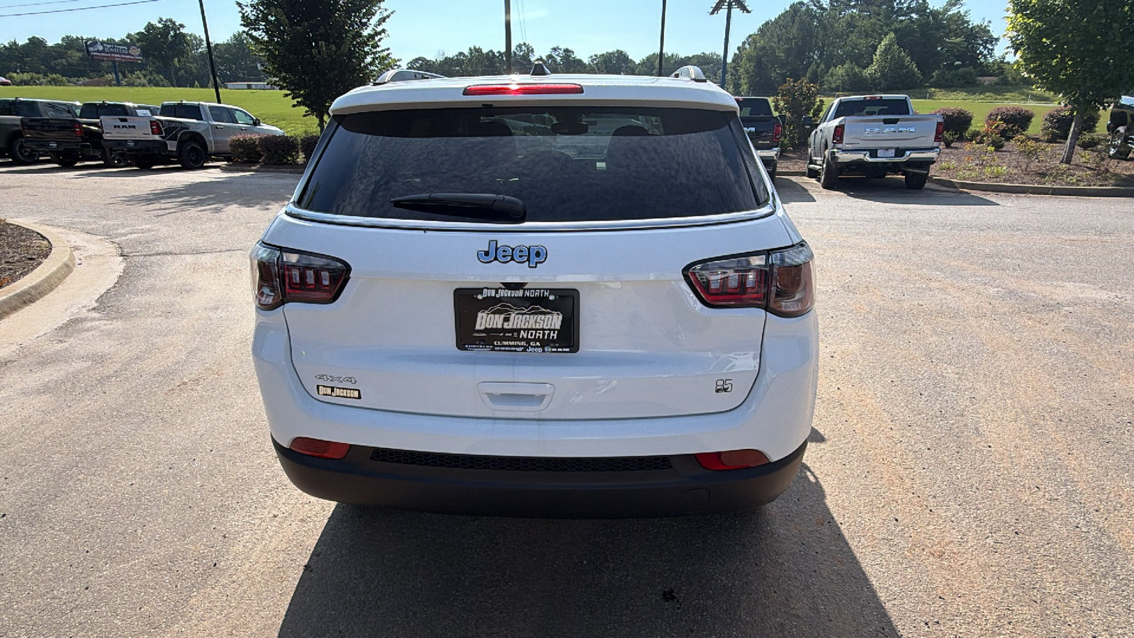 New 2026 Jeep Compass Latitude AWD/4WD image 9