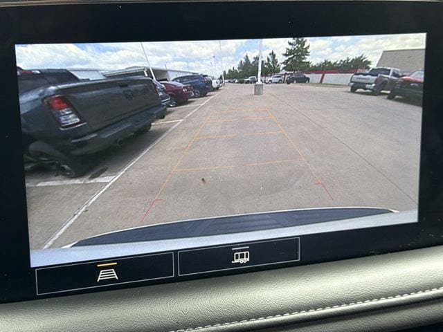 Used 2021 Chevrolet Tahoe LS w/ Driver Alert Package RWD image 17