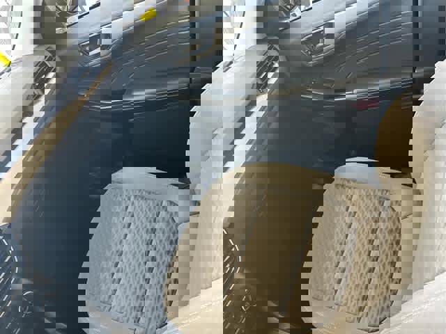 Used 2022 Ford Escape SE w/ Convenience Package image 9