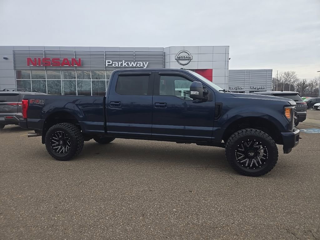 Used 2019 Ford F250 XLT w/ XLT Premium Package image 8