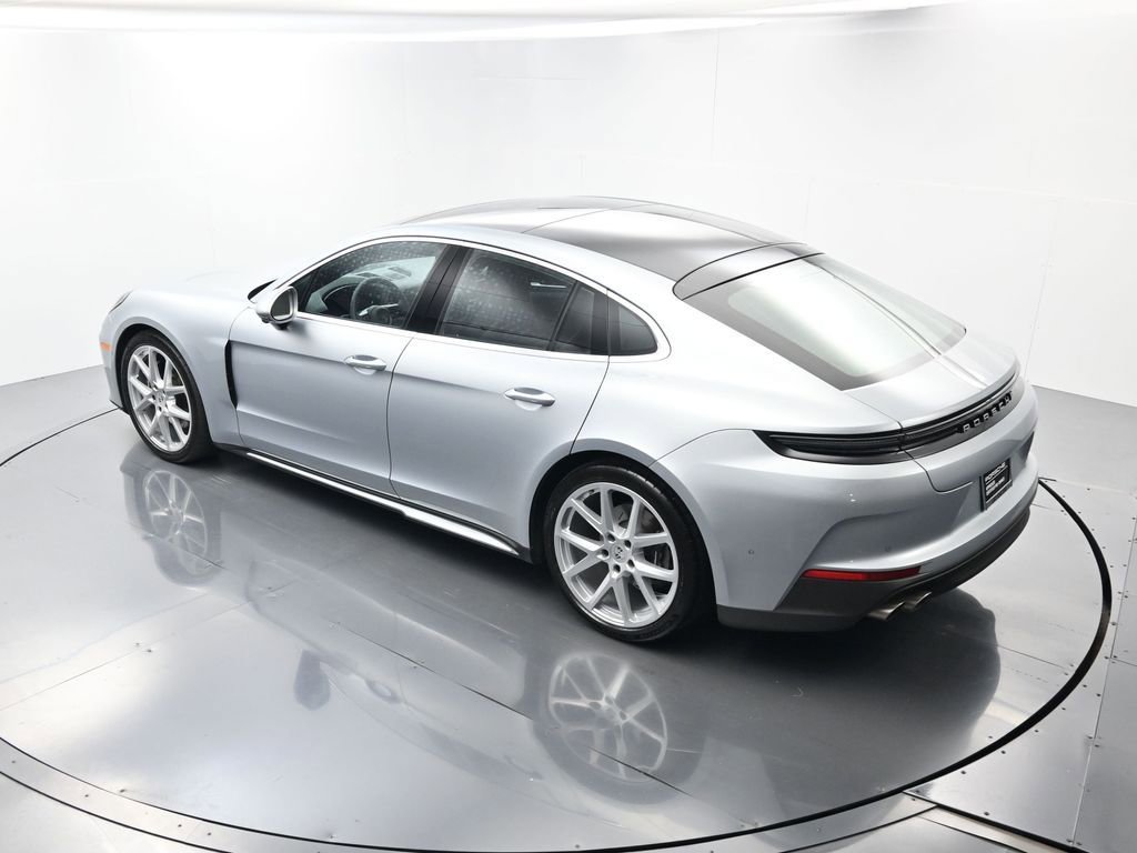 Certified 2024 Porsche Panamera image 33