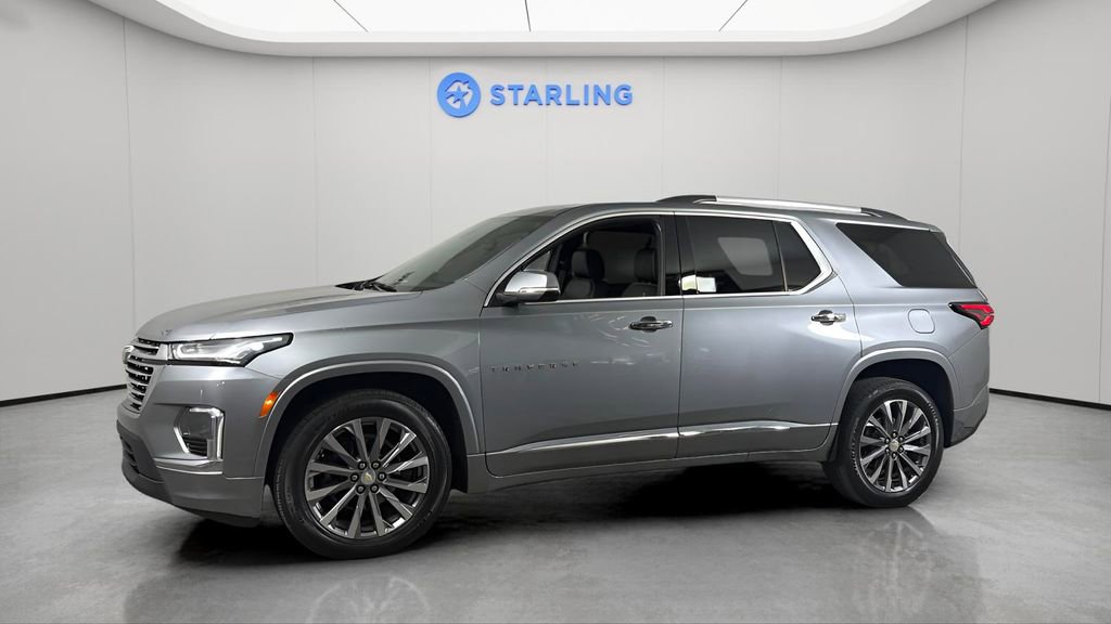 Certified 2023 Chevrolet Traverse Premier FWD image 2