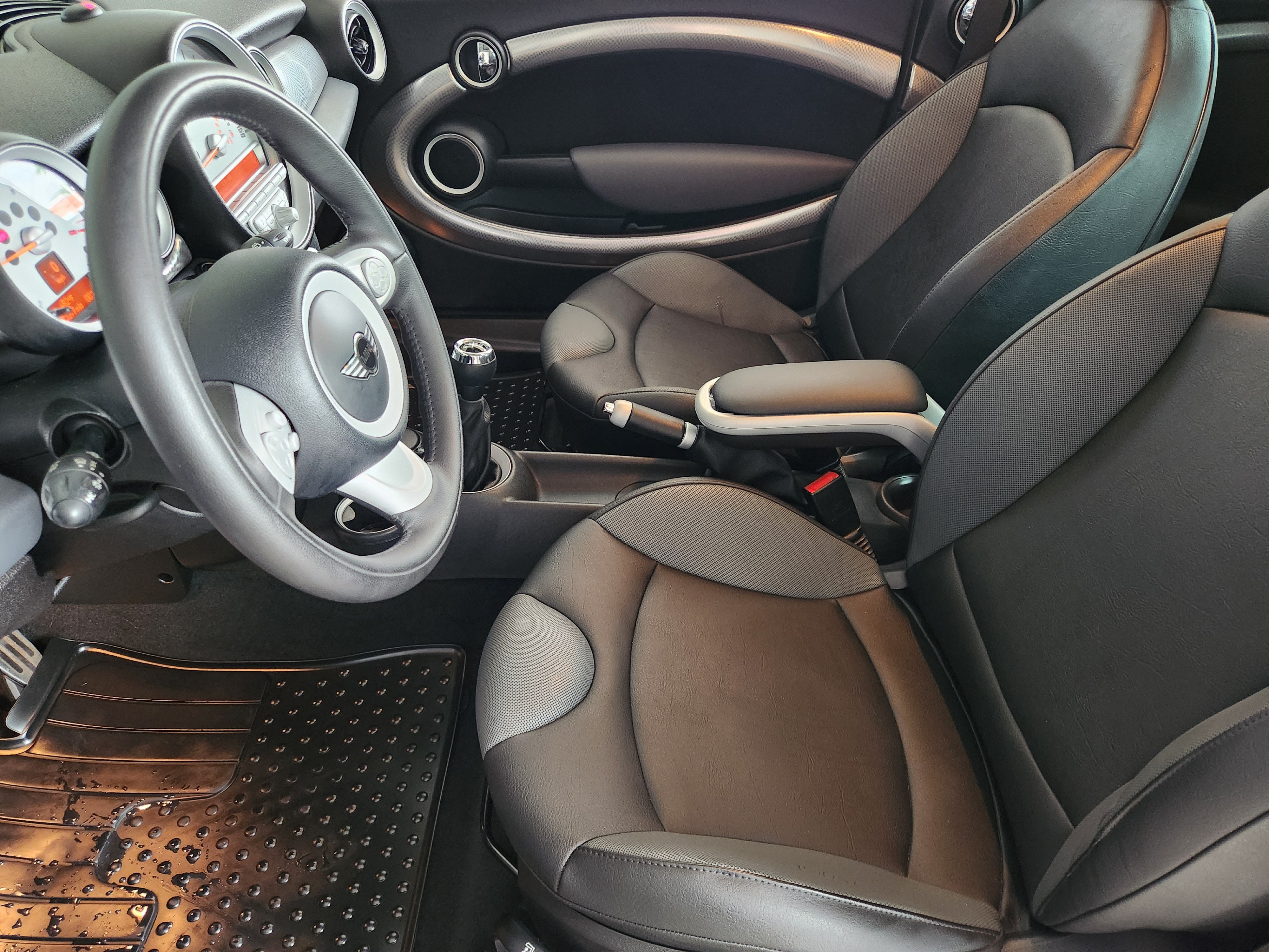 Used 2008 MINI Cooper Clubman S FWD image 13