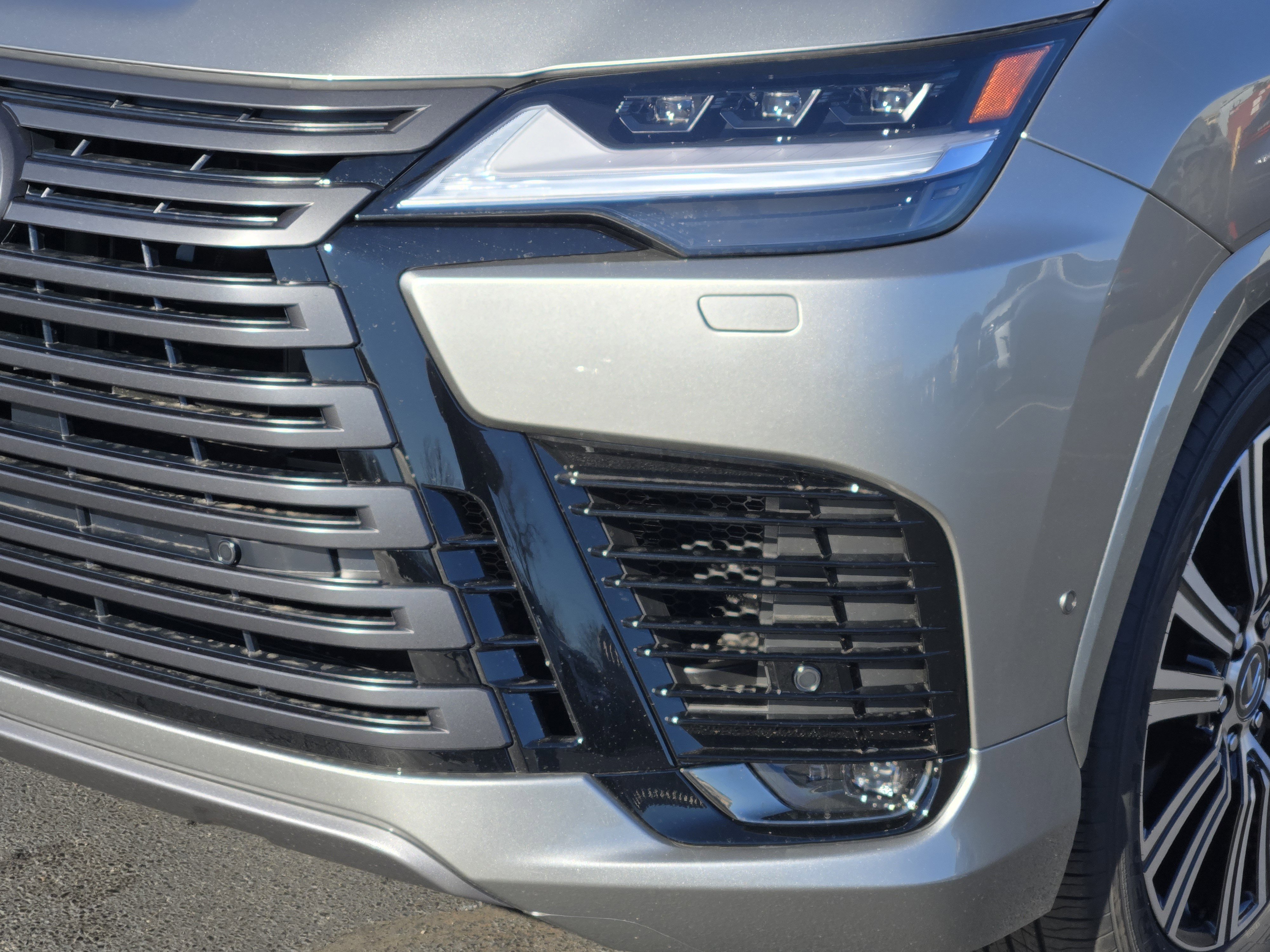 New 2026 Lexus LX 700h Luxury w/ Appearance Package image 6