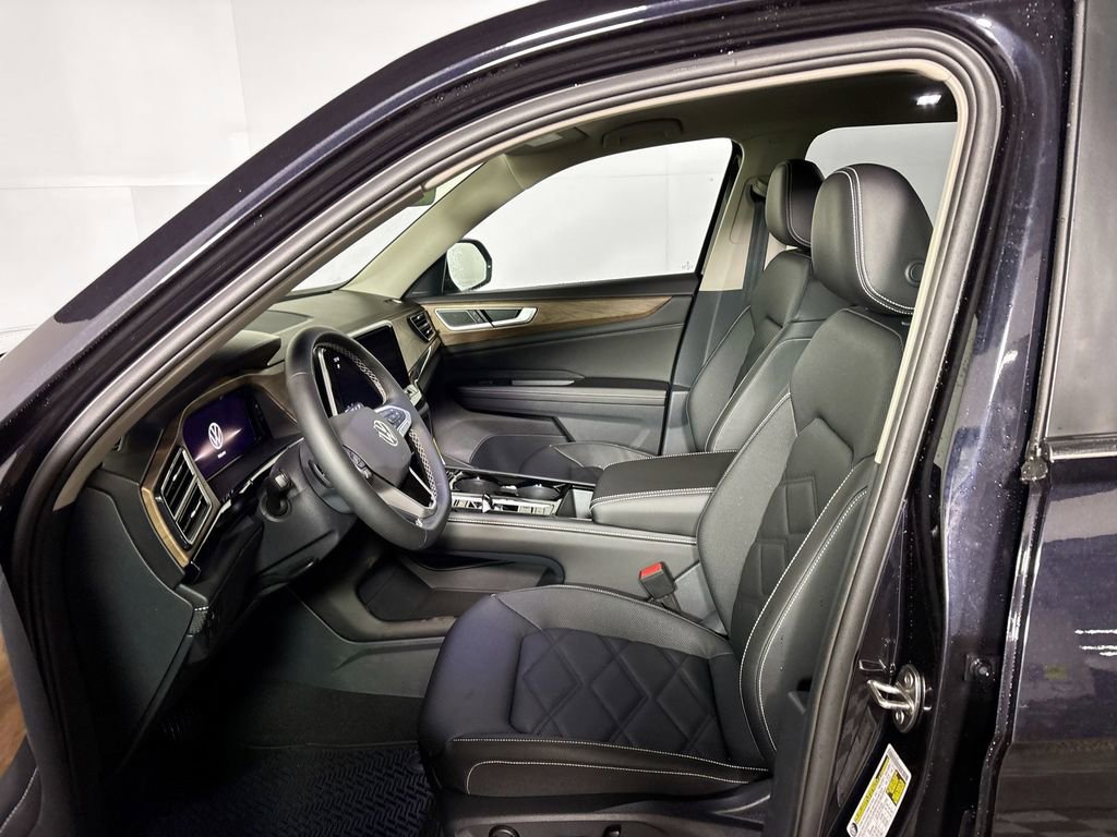 New 2026 Volkswagen Atlas SE image 11
