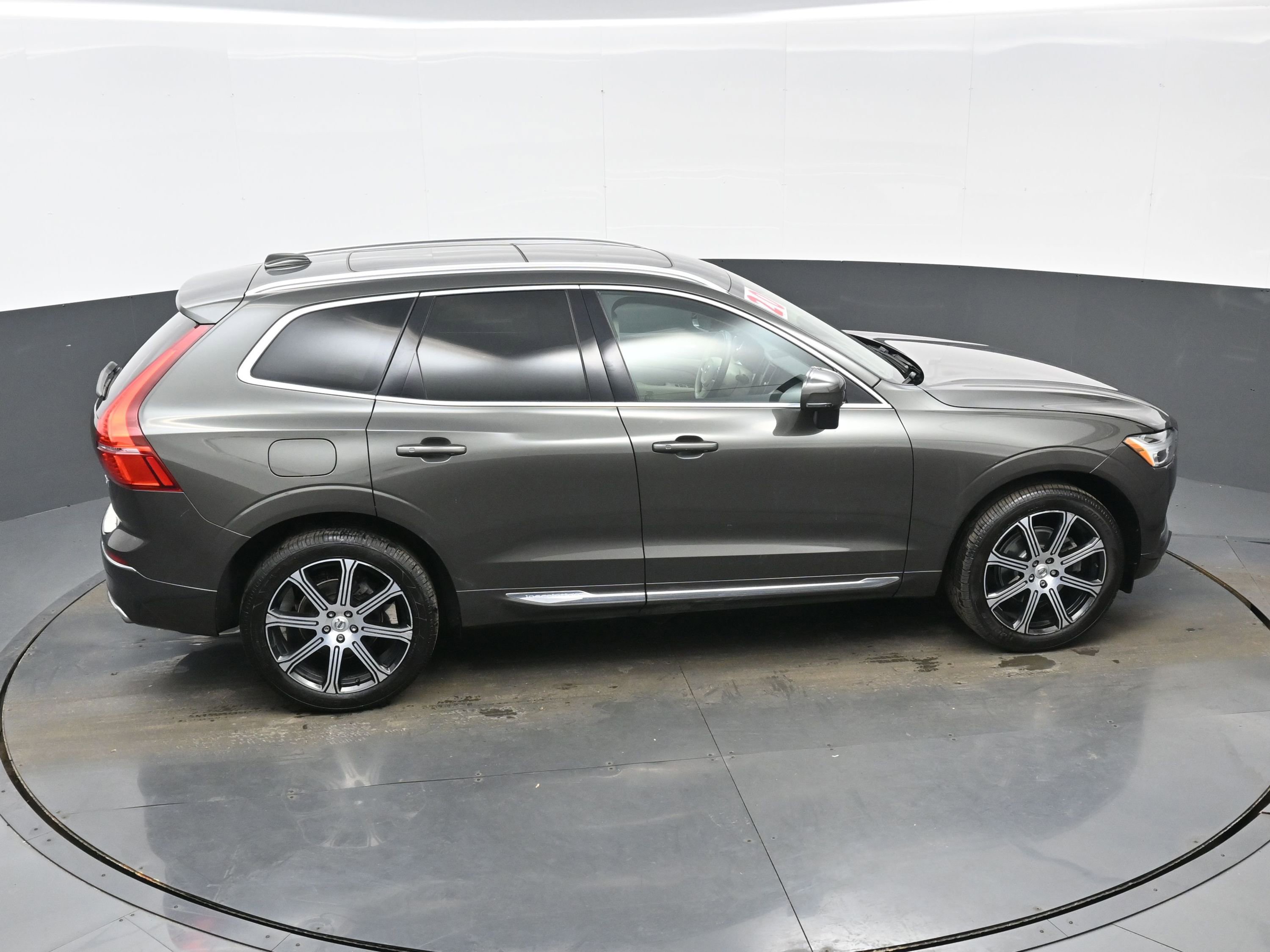 Used 2020 Volvo XC60 T5 Inscription w/ Protection Package Premier image 42