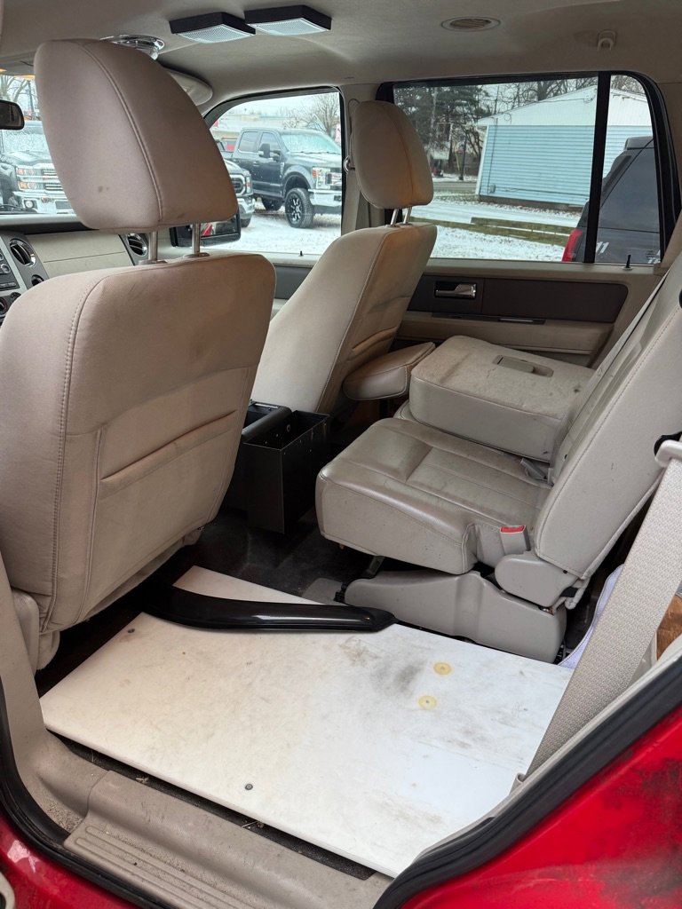 Used 2011 Ford Expedition XL w/ HD Trailer Tow Pkg image 8