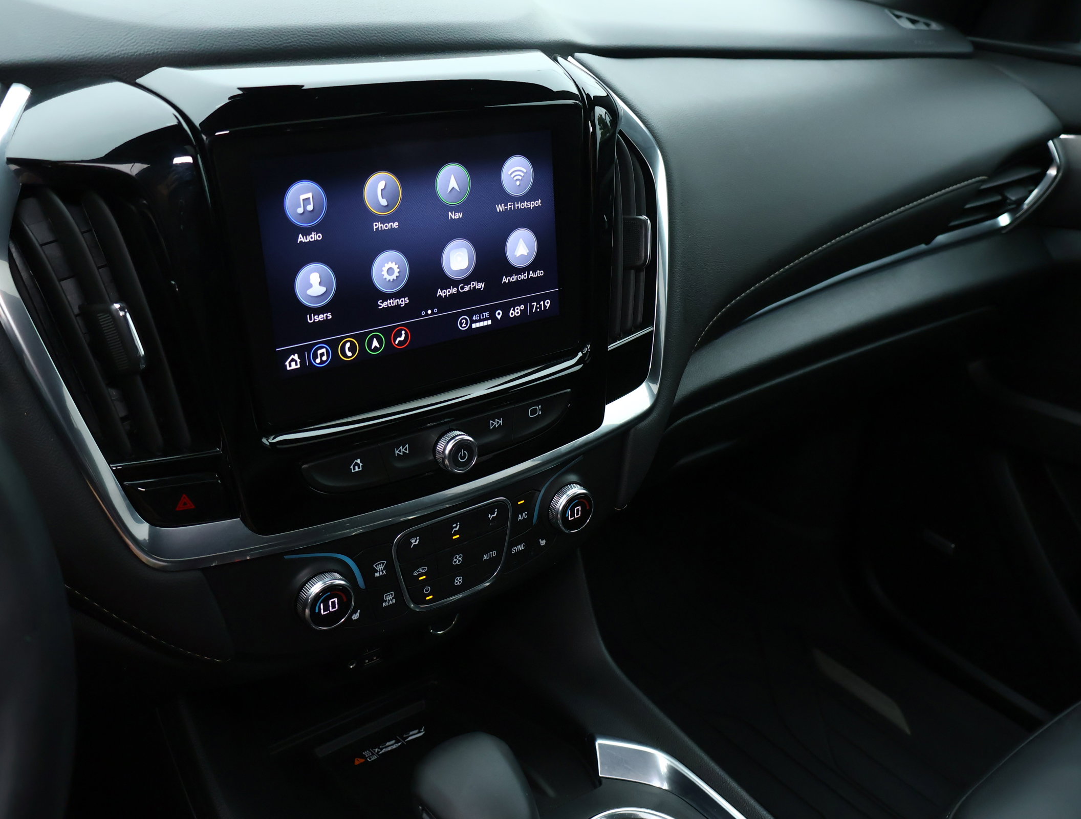 Used 2023 Chevrolet Traverse LT w/ LT Premium Package FWD image 19