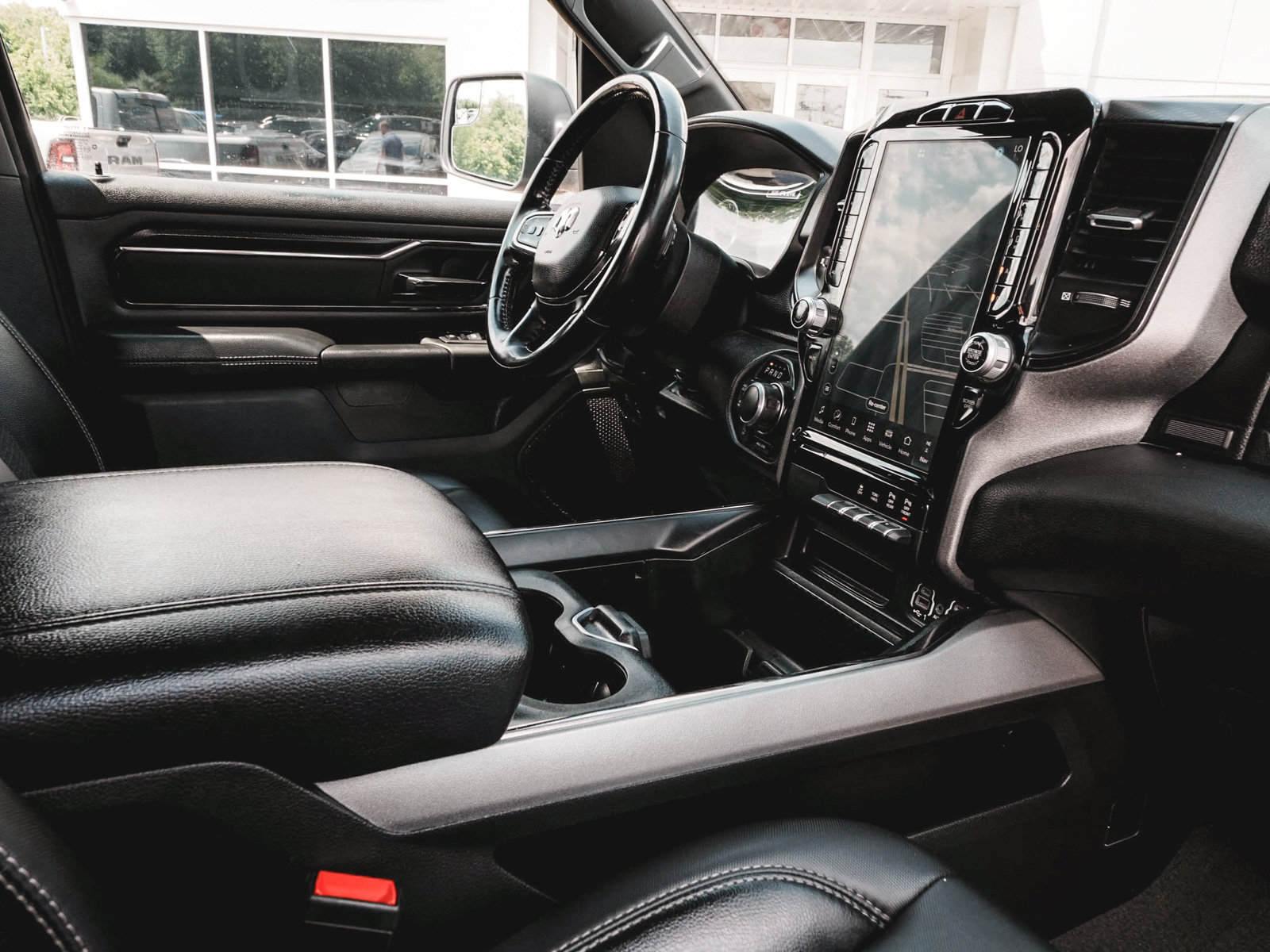 Used 2024 RAM 1500 Big Horn AWD/4WD image 39