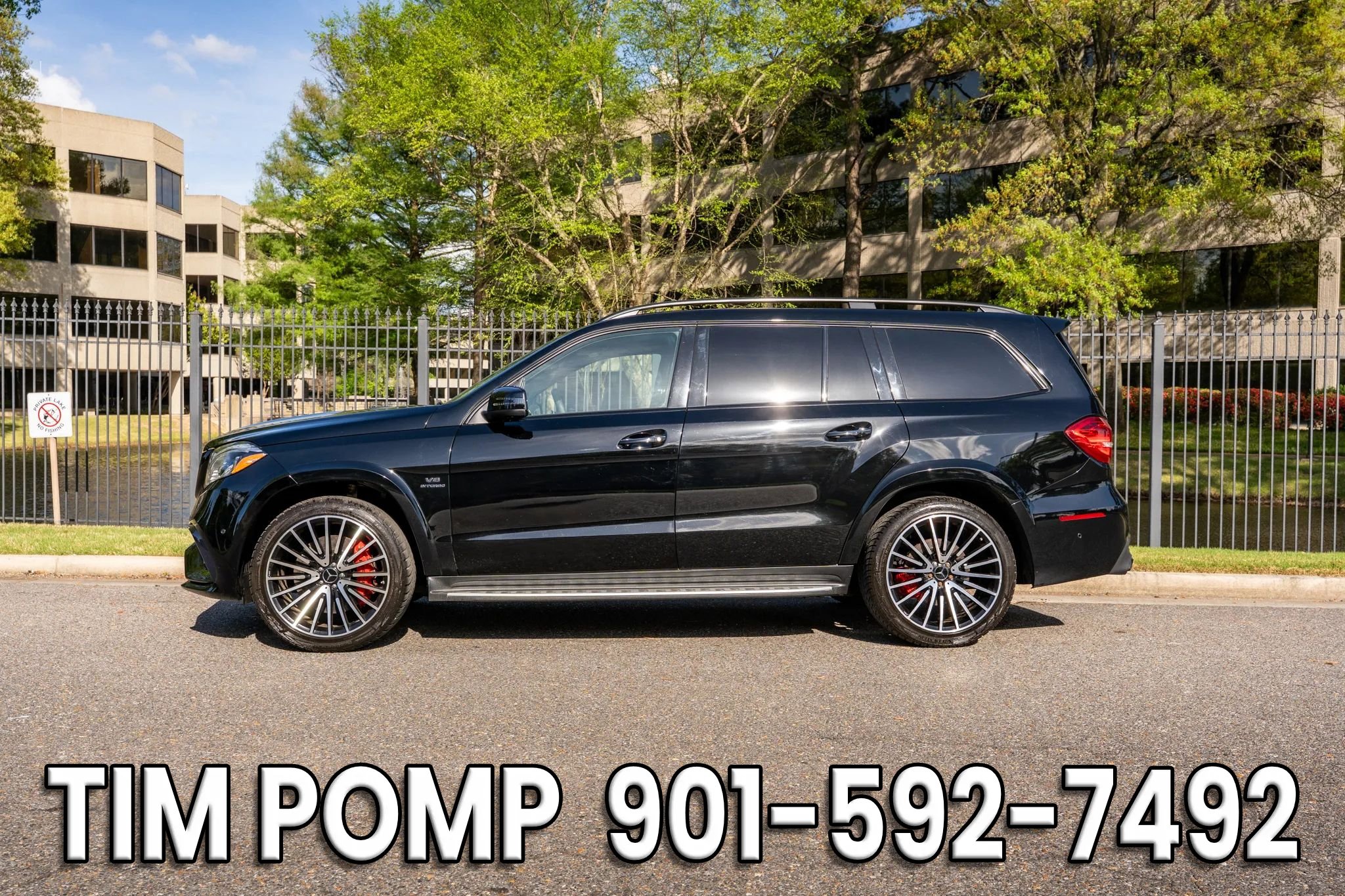 Used 2018 Mercedes-Benz GLS 63 AMG 4MATIC w/ AMG Night Styling Package image 9