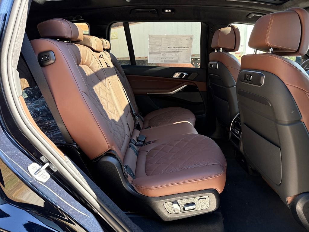 New 2026 BMW X7 xDrive40i w/ M Sport Package image 29