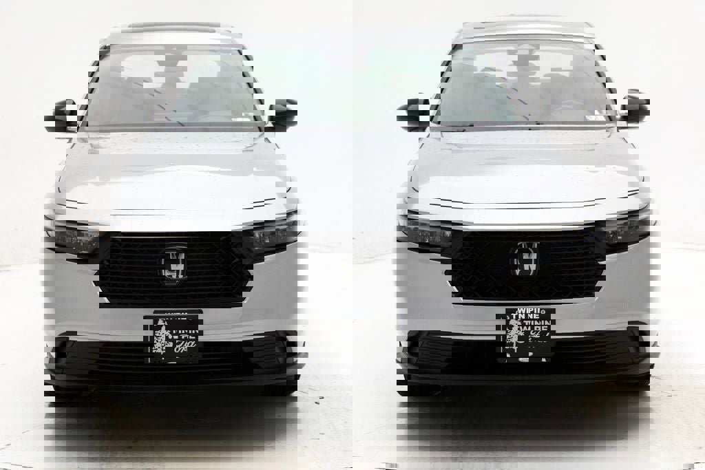 Used 2024 Honda Accord Sport image 5