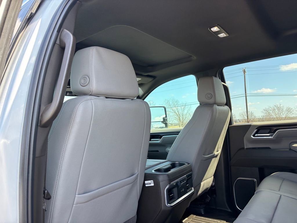 Used 2025 GMC Sierra 2500 SLT image 25