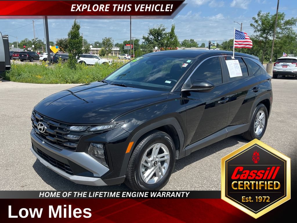 Used 2025 Hyundai Tucson SE FWD image 1