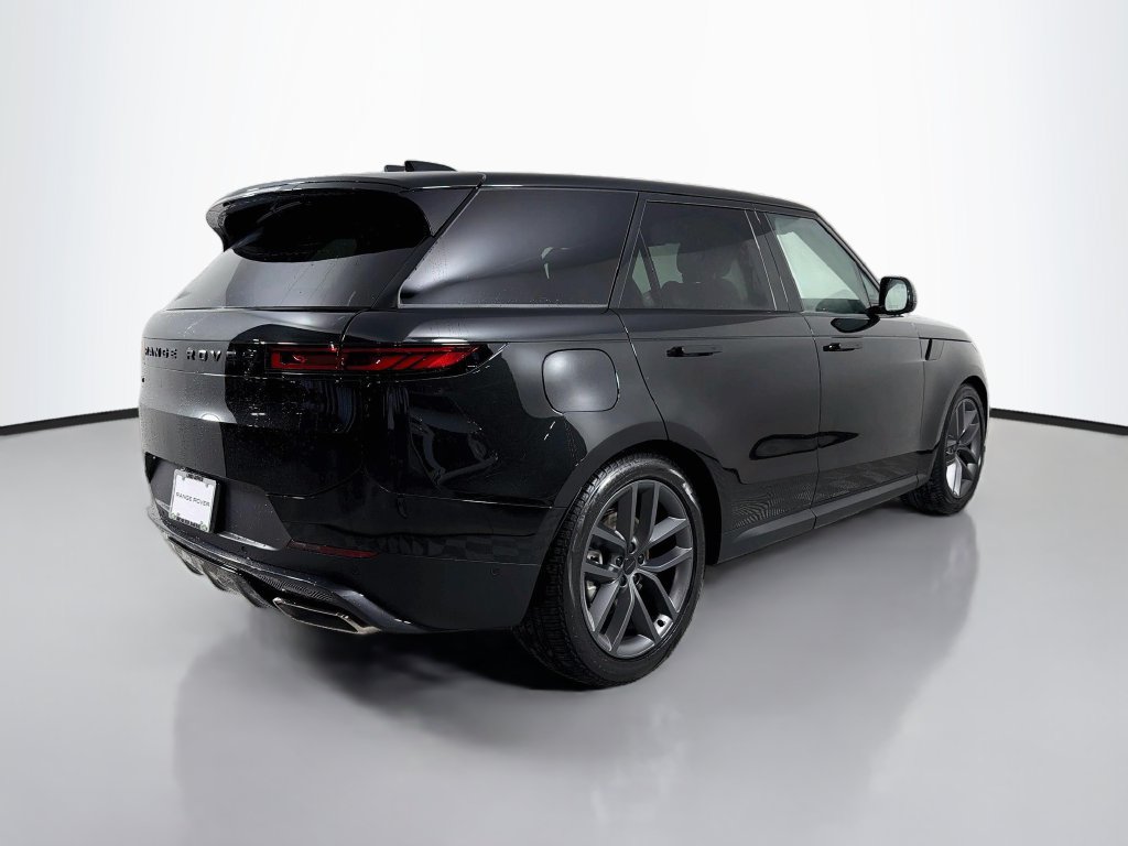 New 2027 Land Rover Range Rover Sport SE AWD/4WD image 5
