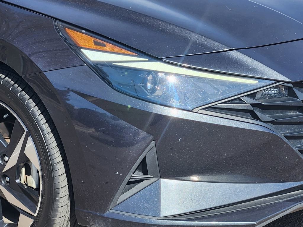Used 2023 Hyundai Elantra SEL w/ Convenience Package image 27