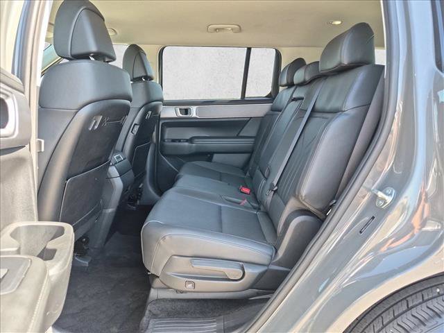 Used 2026 Hyundai Santa Fe SEL FWD image 14