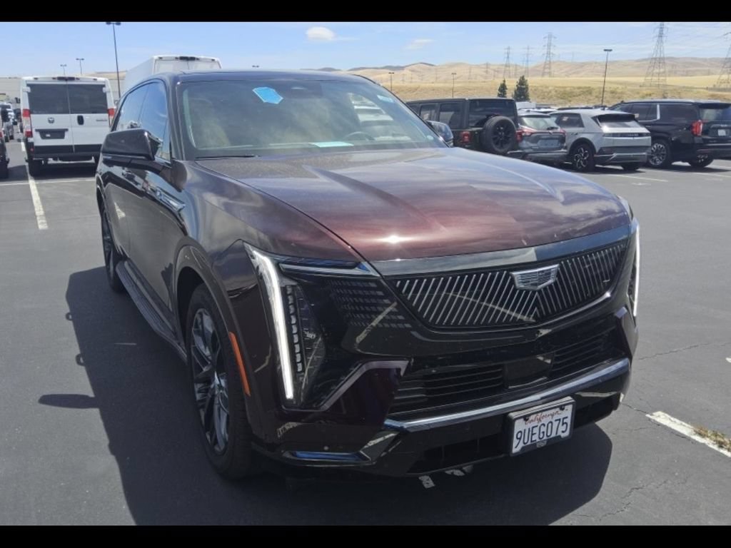 Used 2025 Cadillac Escalade IQ Sport 2 AWD/4WD image 2
