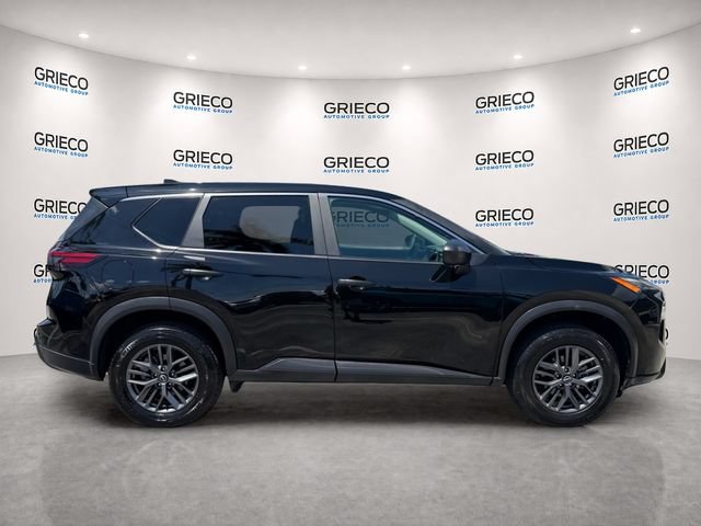 Used 2024 Nissan Rogue S FWD image 8