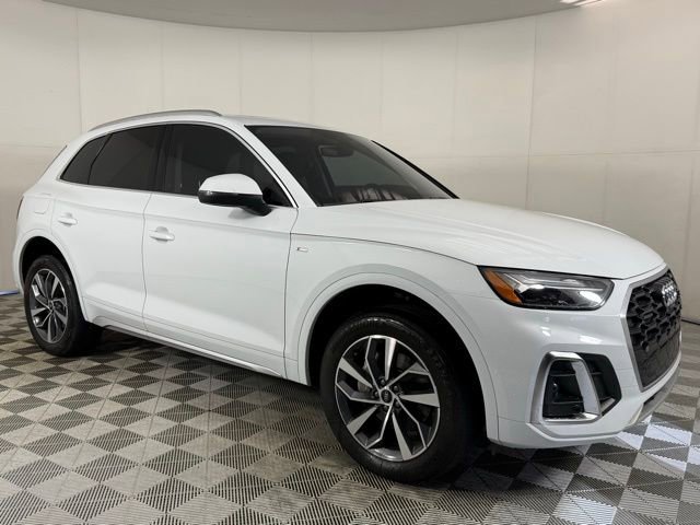 Used 2023 Audi Q5 2.0T Premium Plus w/ Premium Plus Package image 5