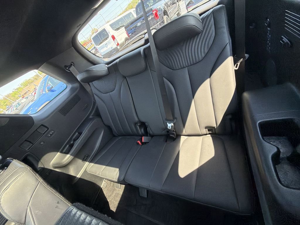 Used 2023 Hyundai Palisade Calligraphy image 24