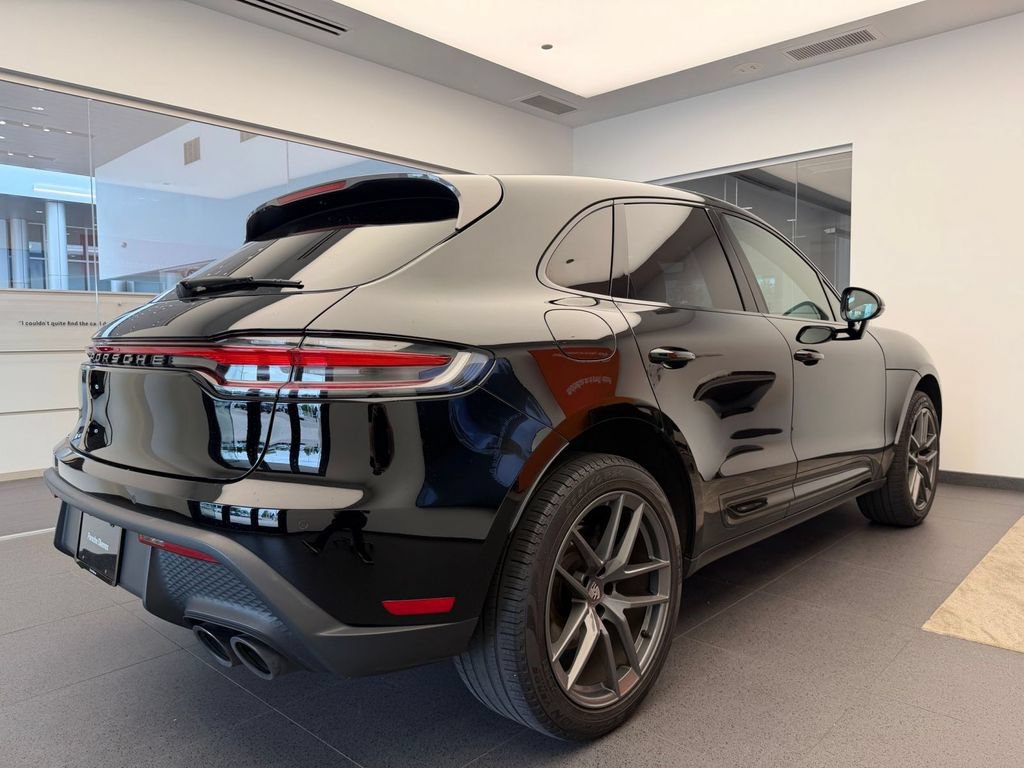 Used 2024 Porsche Macan Turbo AWD/4WD image 6