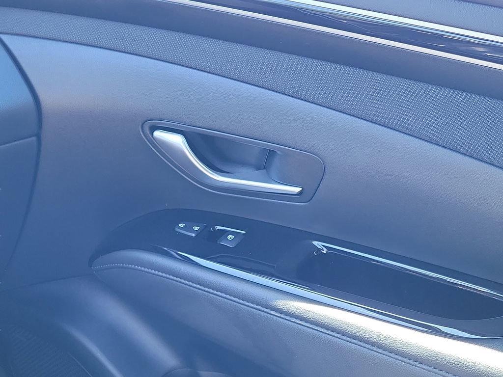 Used 2023 Hyundai Santa Cruz Limited image 13