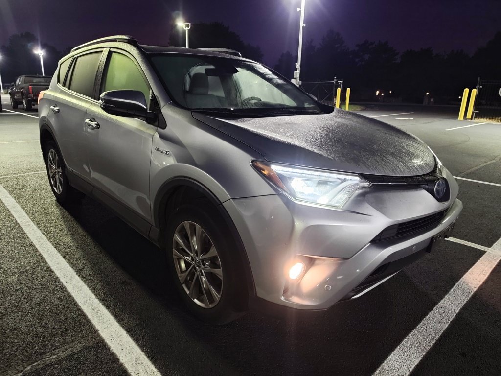 Used 2017 Toyota RAV4 Limited w/ Advanced Technology Package AWD/4WD image 3