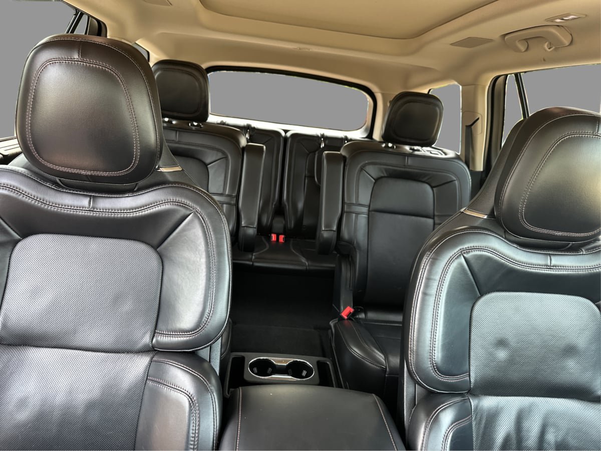 Used 2020 Lincoln Aviator Reserve w/ Equipment Group 202A AWD/4WD image 40