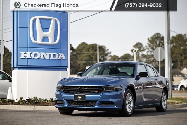 Used 2023 Dodge Charger SXT image 1