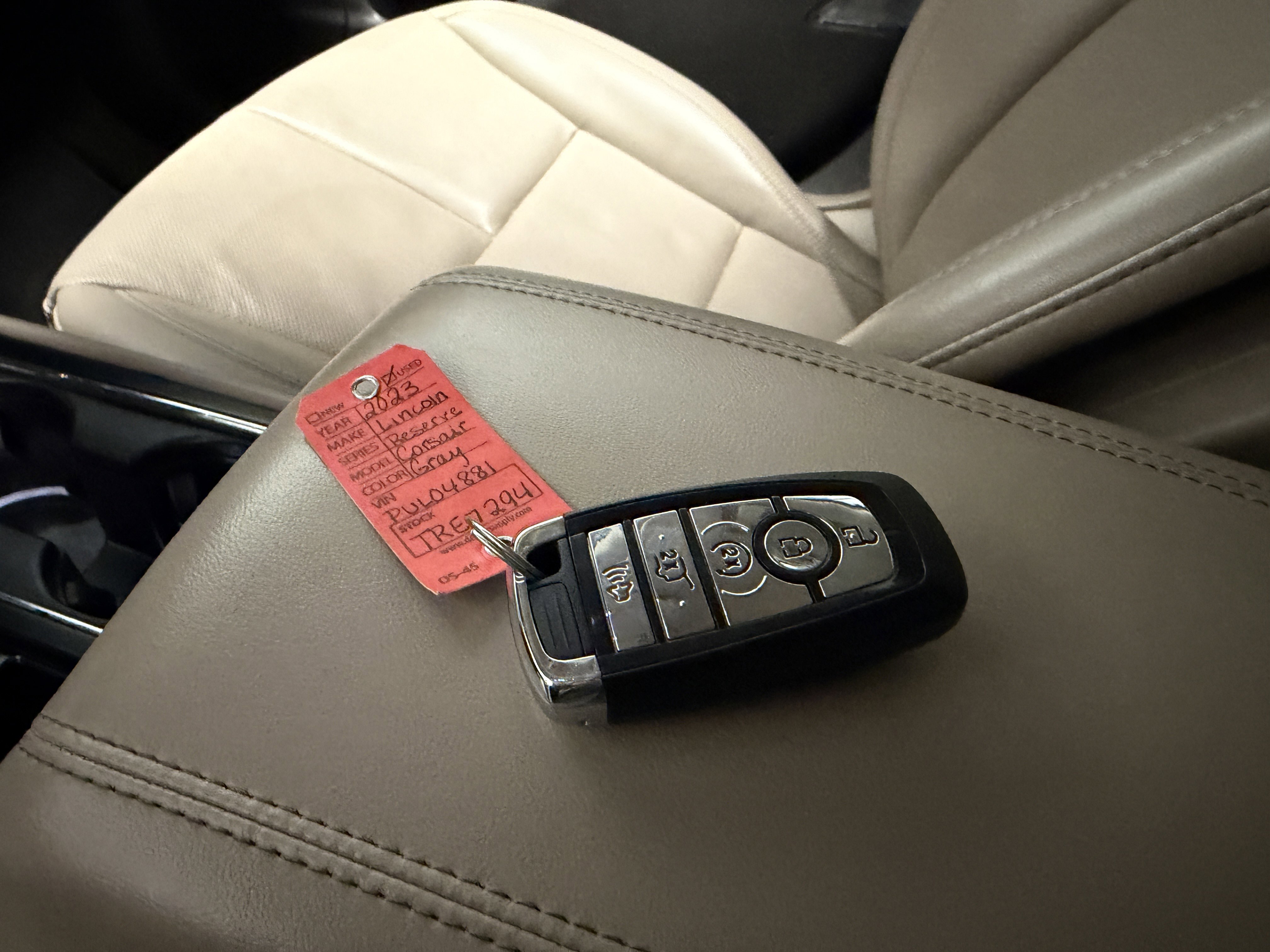 Used 2023 Lincoln Corsair Reserve w/ Equipment Group 201A image 13