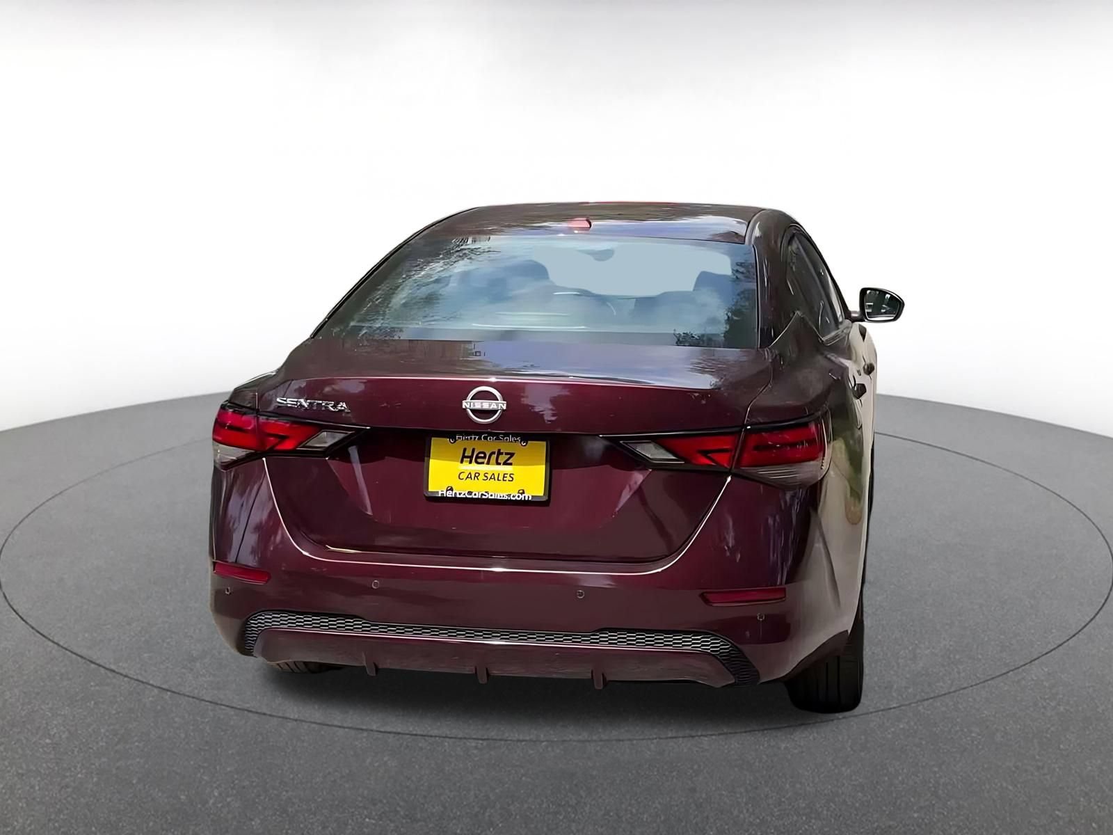 Used 2025 Nissan Sentra SV FWD image 13