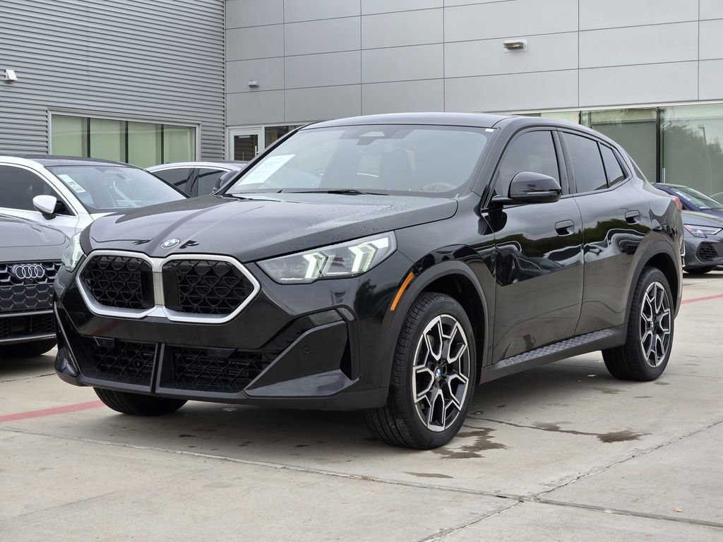 Used 2024 BMW X2 xDrive28i w/ Convenience Package image 4
