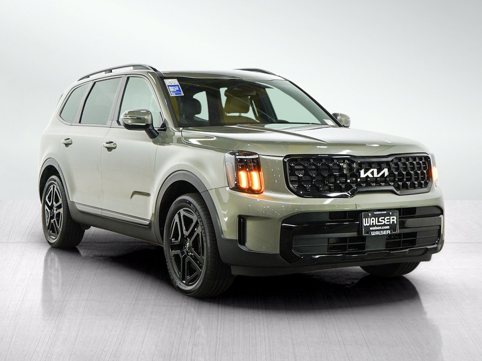 Used 2024 Kia Telluride EX X-Line AWD/4WD image 7