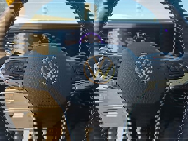 New 2026 Volkswagen Tiguan SE image 20