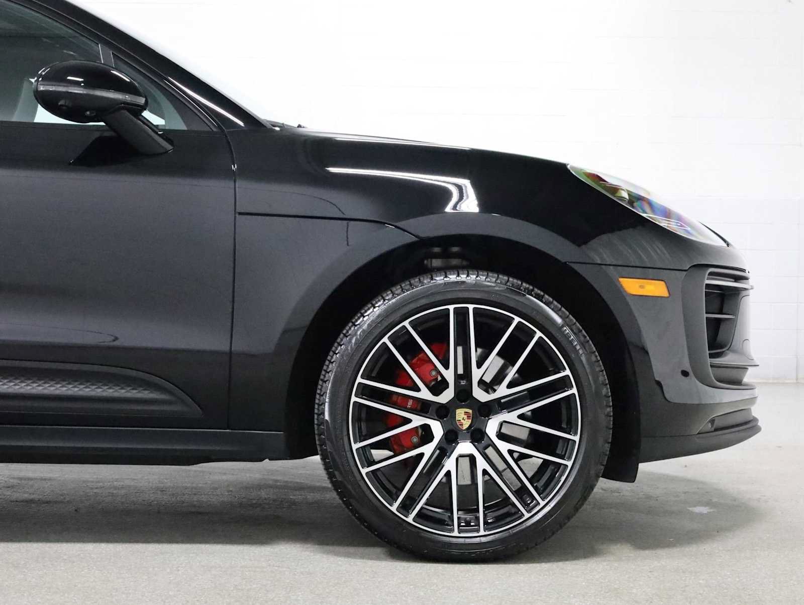 Certified 2025 Porsche Macan S AWD/4WD image 11