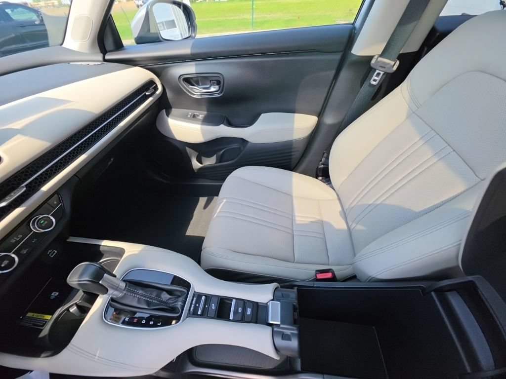 Used 2024 Honda HR-V EX-L image 25