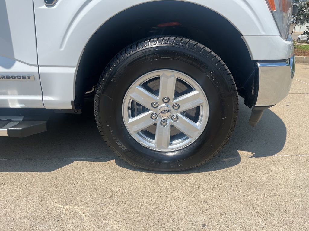 Used 2022 Ford F150 XLT w/ Equipment Group 301A Mid image 4