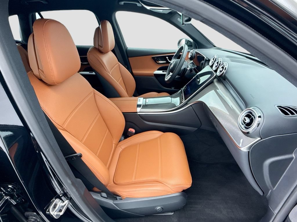 Used 2026 Mercedes-Benz GLC 300 image 19