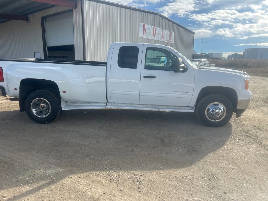 Used 2012 GMC Sierra 3500 SLE image 4