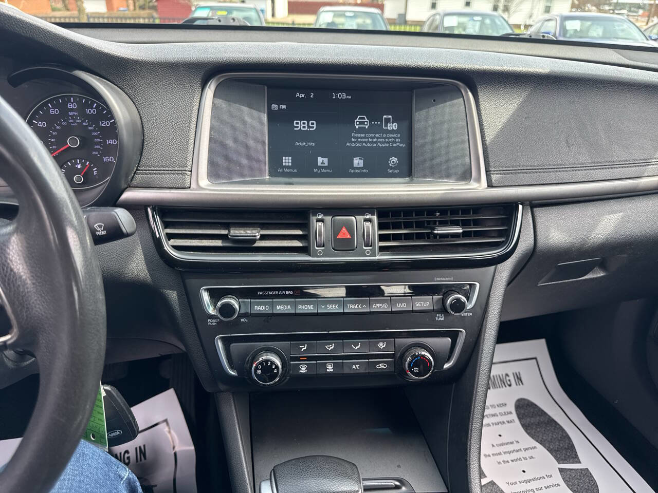 Used 2018 Kia Optima LX w/ 17" Alloy Wheels Package image 11