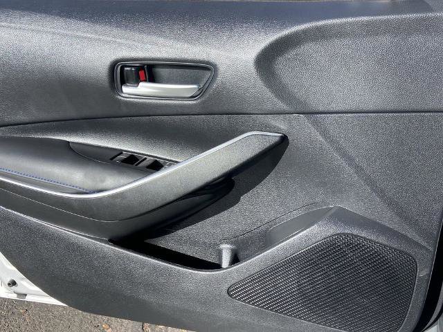 Used 2022 Toyota Corolla SE w/ Carpet Mat Package (TMS) image 16