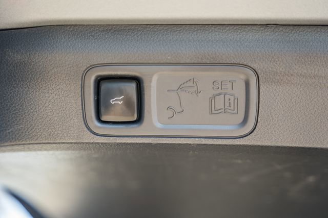 Used 2022 Ford Expedition XLT AWD/4WD image 15