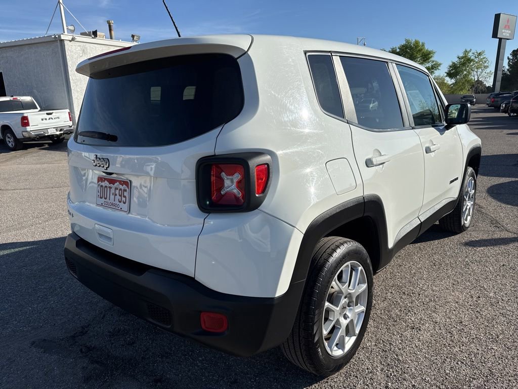 Used 2023 Jeep Renegade Latitude image 7