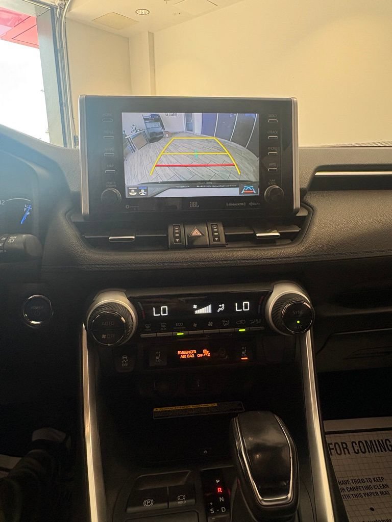 Used 2020 Toyota RAV4 XSE AWD/4WD image 26