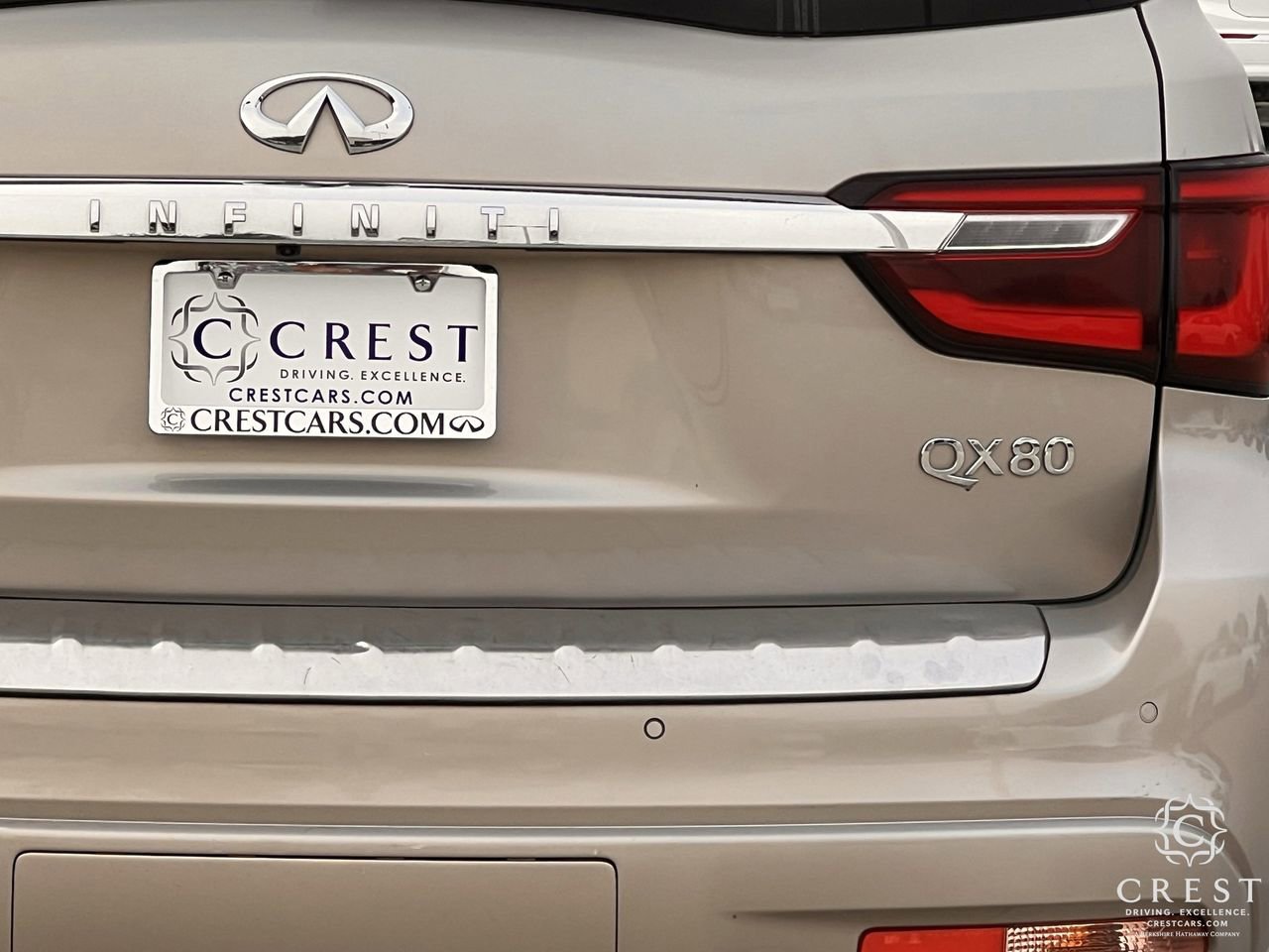 Used 2023 INFINITI QX80 Luxe w/ Cargo Package image 5