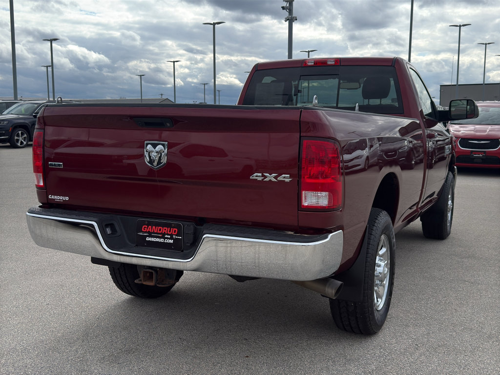 Used 2018 RAM 3500 SLT w/ Luxury Group AWD/4WD image 5