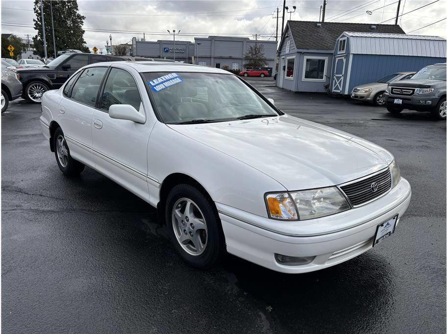 Used 1999 Toyota Avalon XLS FWD image 7