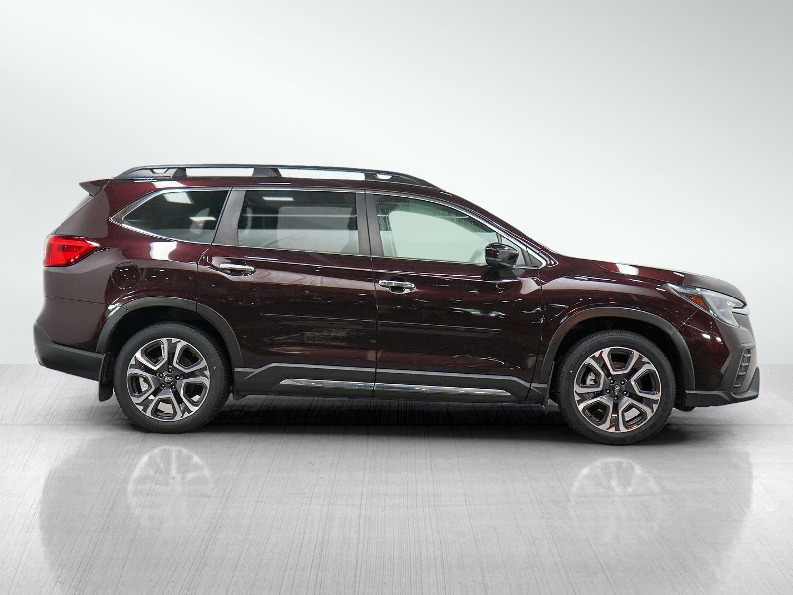 Used 2024 Subaru Ascent Touring AWD/4WD image 6